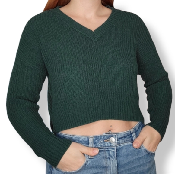 wild fable Sweaters - SALE🔴Wild Fable Green Cropped Sweater